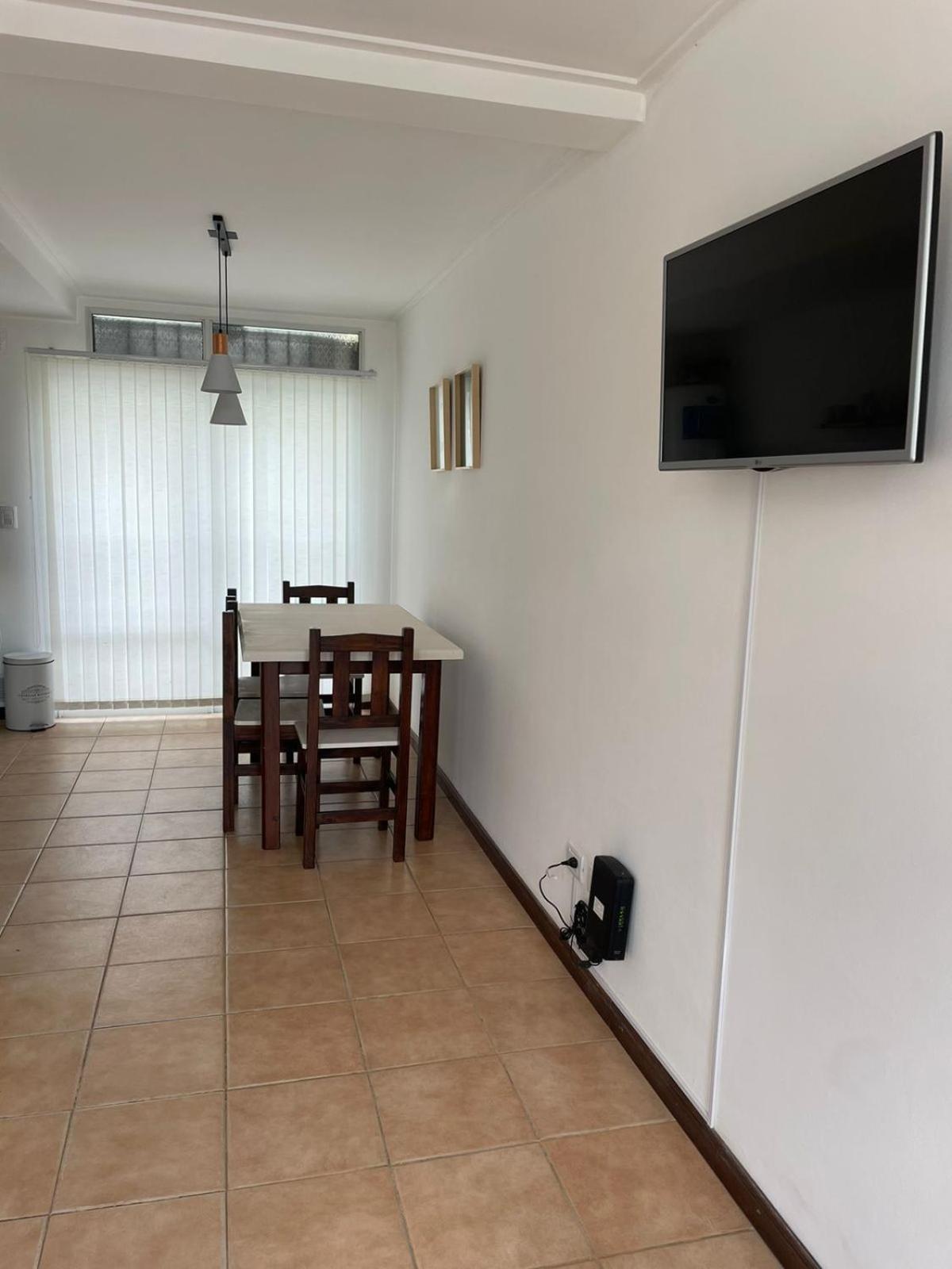 Departamento Emilia 1 Apartment